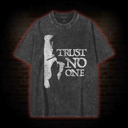 Trust No One Washed T-shirt