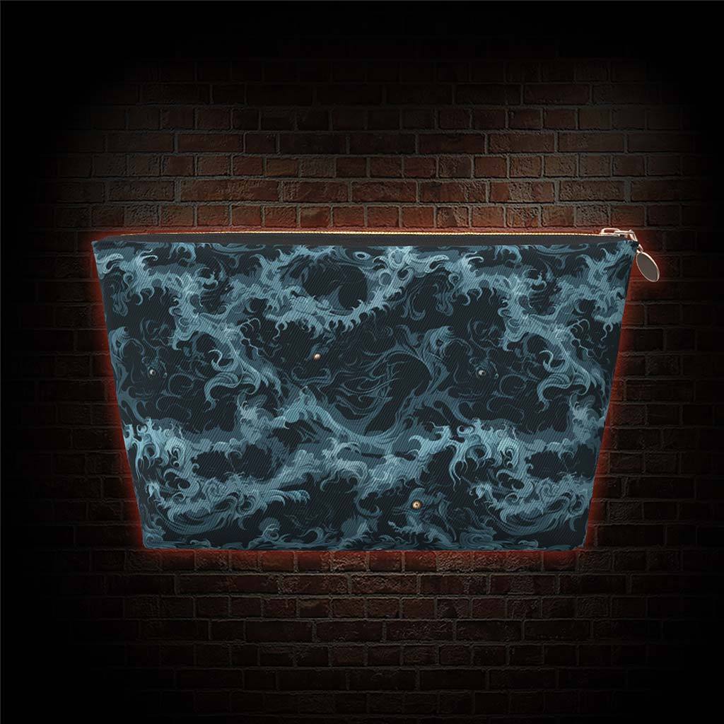 Wave-Wide Makeup Bag