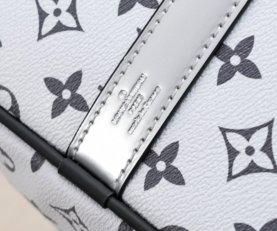 LUV MONOGRAM ECLIPSE KEEPPALL BANDOULIERE