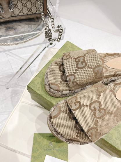 SANDAL GG 623212 UKO00 2580 WOMEN'S PLATFORM SLIDE SANDAL CAMEL