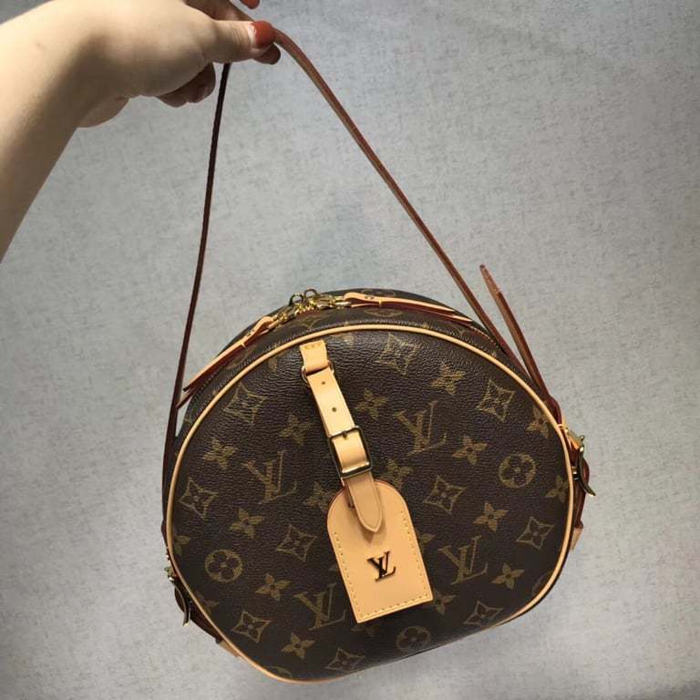 LUV BOITE CHAPEAU SOUPLE MM 22CM