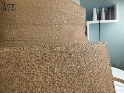 SAINT LAURENT CASSANDRA MEDIUM TOP HANDLE IN GRAIN DE POUDRE EMBOSSED DARK BEIGE 24CM