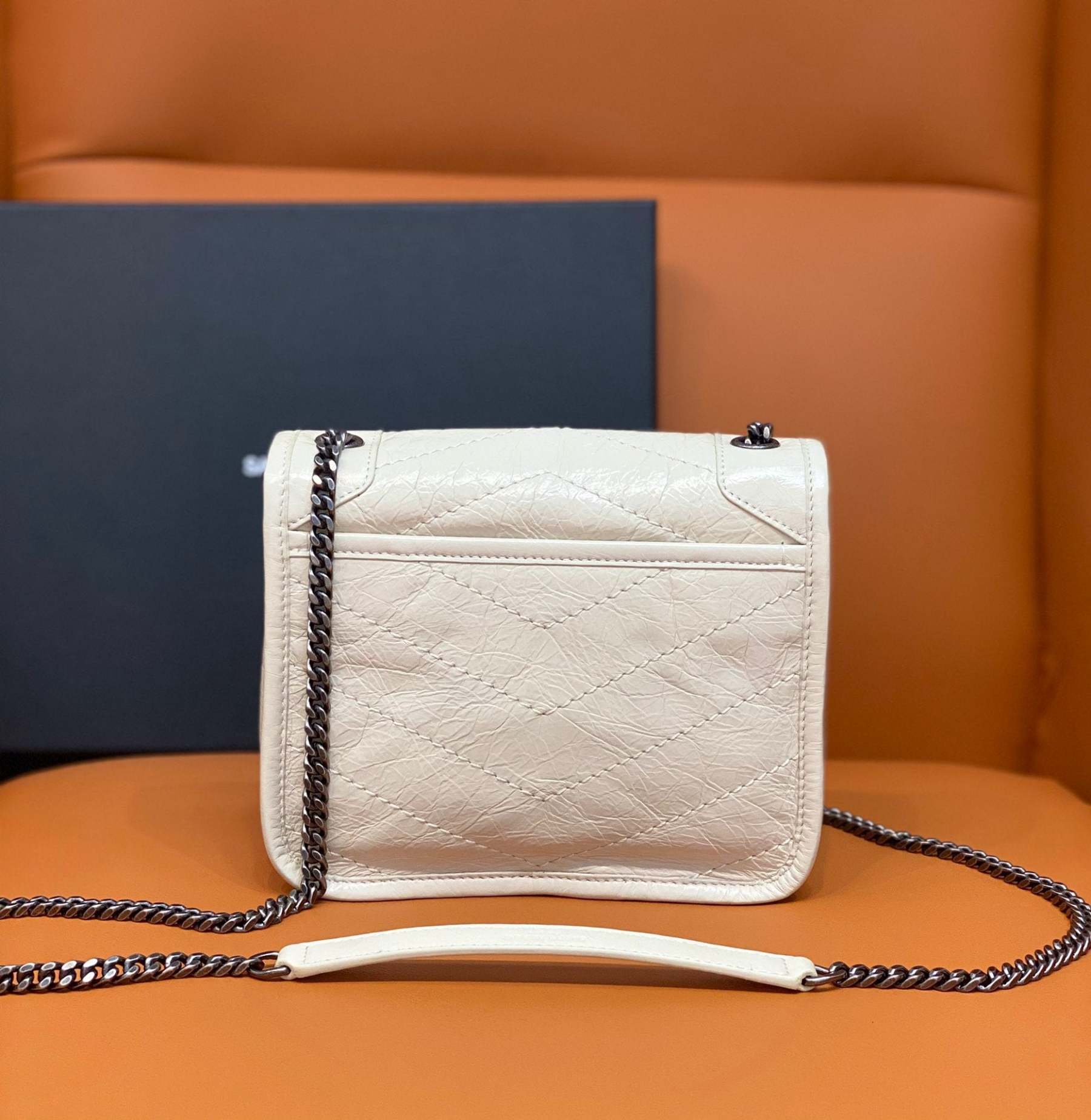 YSSL Niki Wallets On Chain White For Women 7.5in/19cm