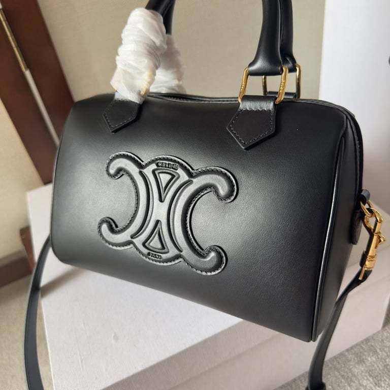 CE  SMALL BOSTON BAG IN SMOOTH CALFSKIN WITH CUIR TRIOMPHE BLACK