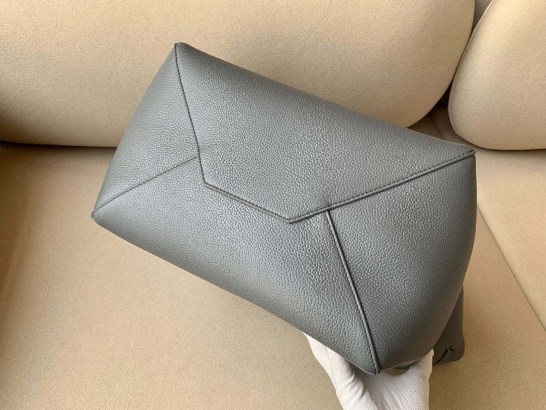 CE Small Cabas Phantom In Soft Grained Grey For Women 12in/31cm 189023TNI.10DC