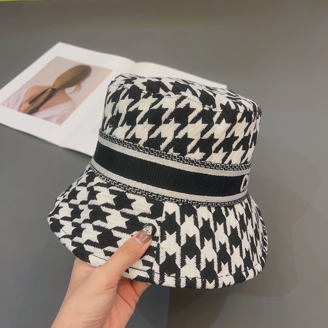 DOR HOUNDSTOOTHS BUCKET HAT BLACK