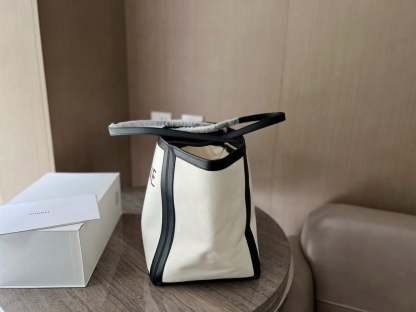 CE LARGE SQUARE IN TEXTILE WITH PRINT AND CALFSKIN BLACK 48CM