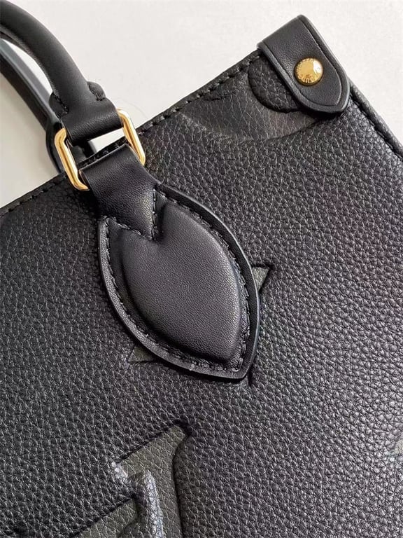 LUV ONTHEGO PM 25CM BLACK