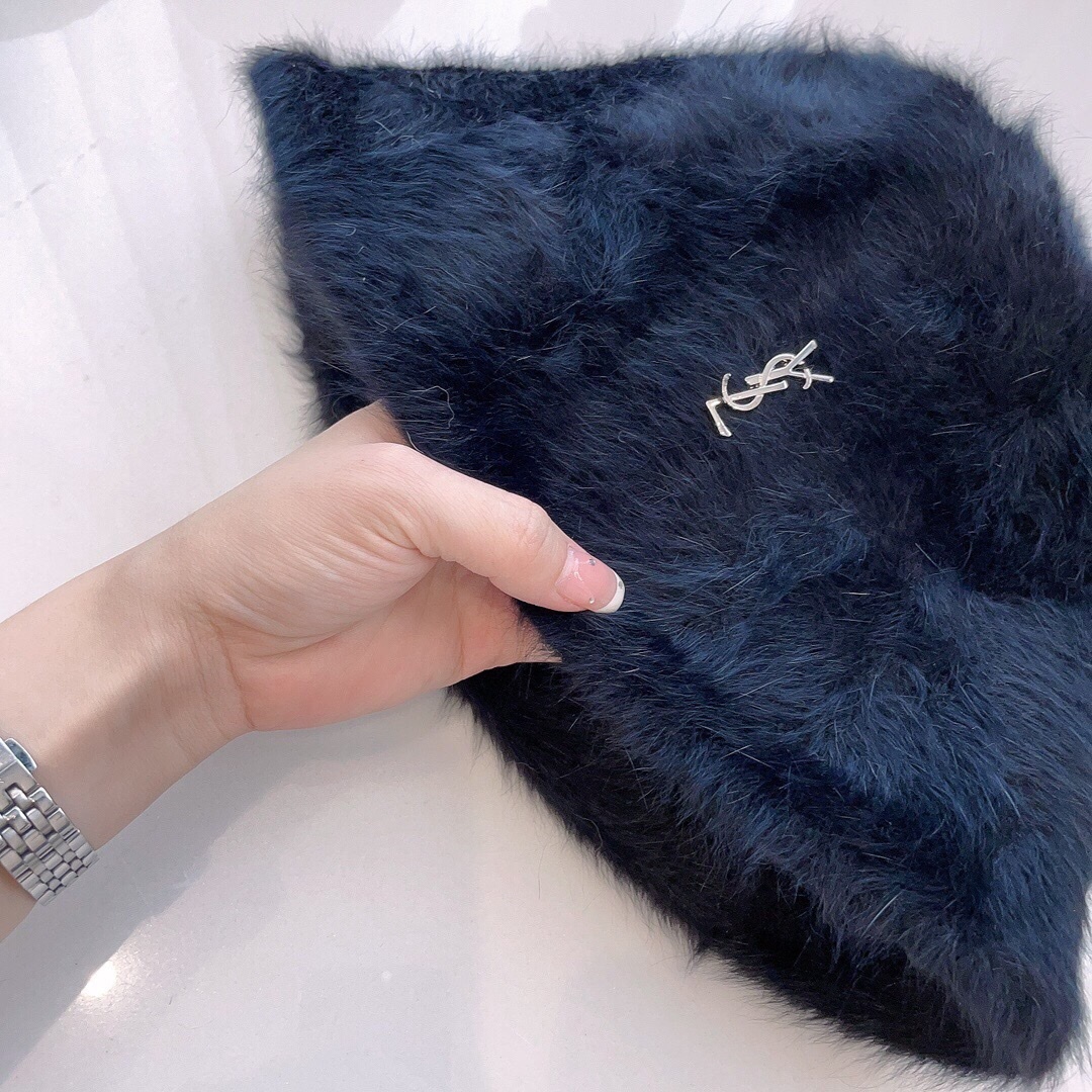 YSL FAUX FUR BUCKET HAT BLACK