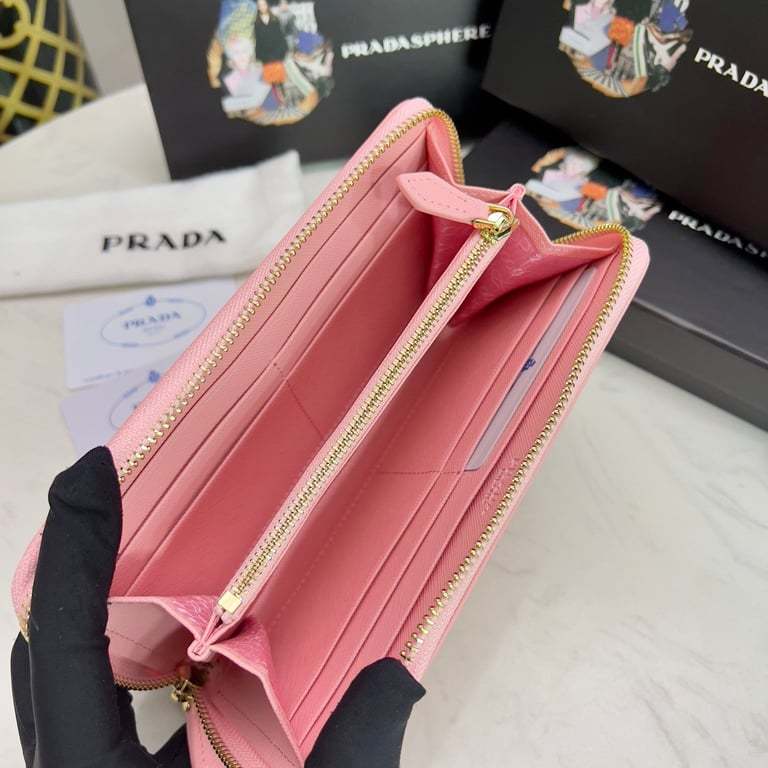 PR LARGE SAFFIANO LEATHER WALLET ALABASTER PINK 19CM 1ML506 QWA F0E18