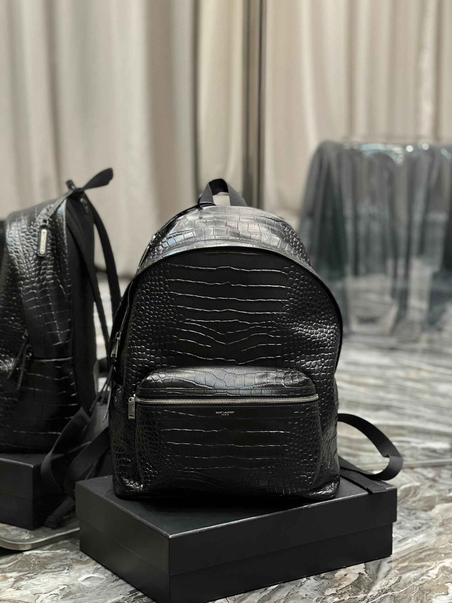 YSSL City Backpack Black For Women, Women’s Bags 16.1in/41cm YSL‎ 534967DZE2F1000