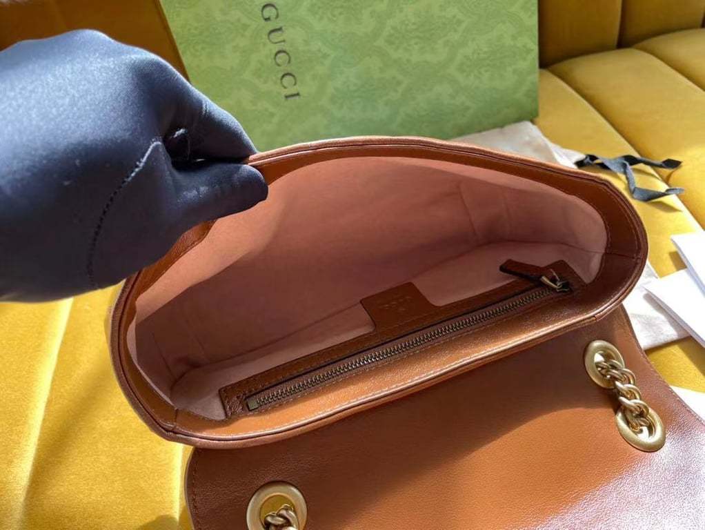 GG MARMONT MINI MATELASSE SHOULDER BAG