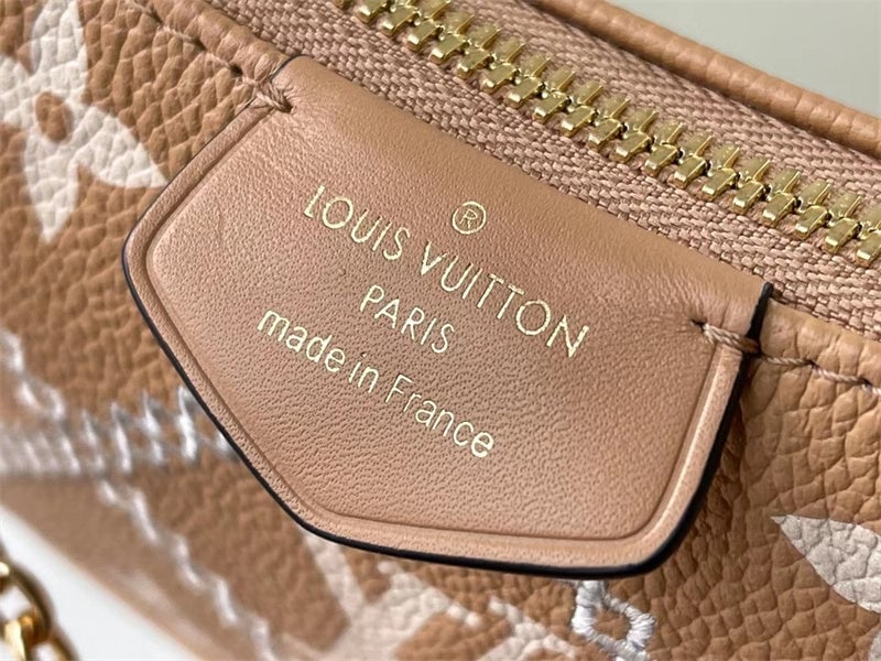 LUV EASY POUCH ON STRAP 19CM BEIGE