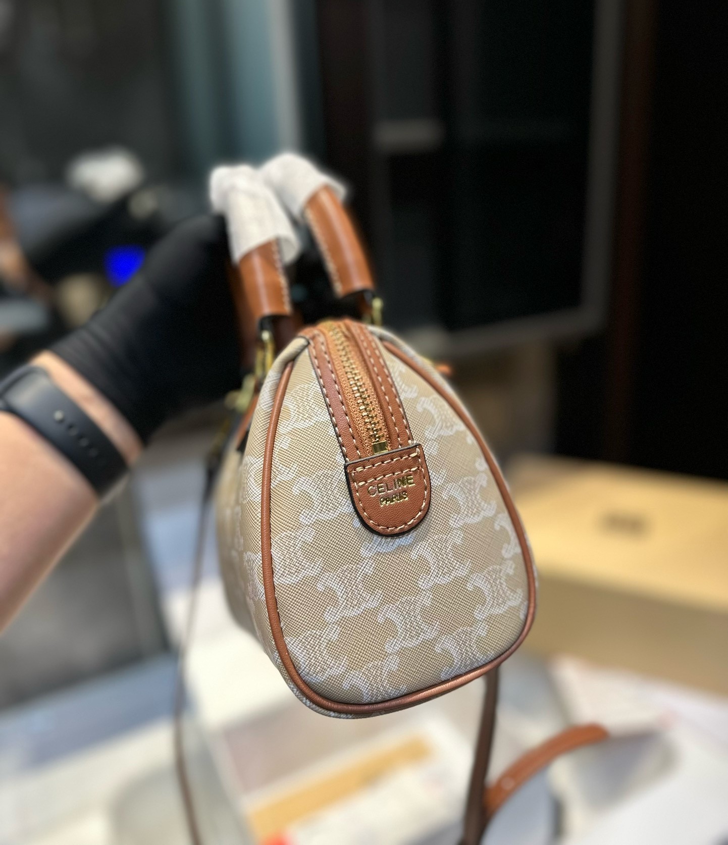 CE SMALL BOSTON CUIR TRIOMPHE IN TRIOMPHE CANVAS AND CALFSKIN GREGE 19CM  113772FLC 02GR