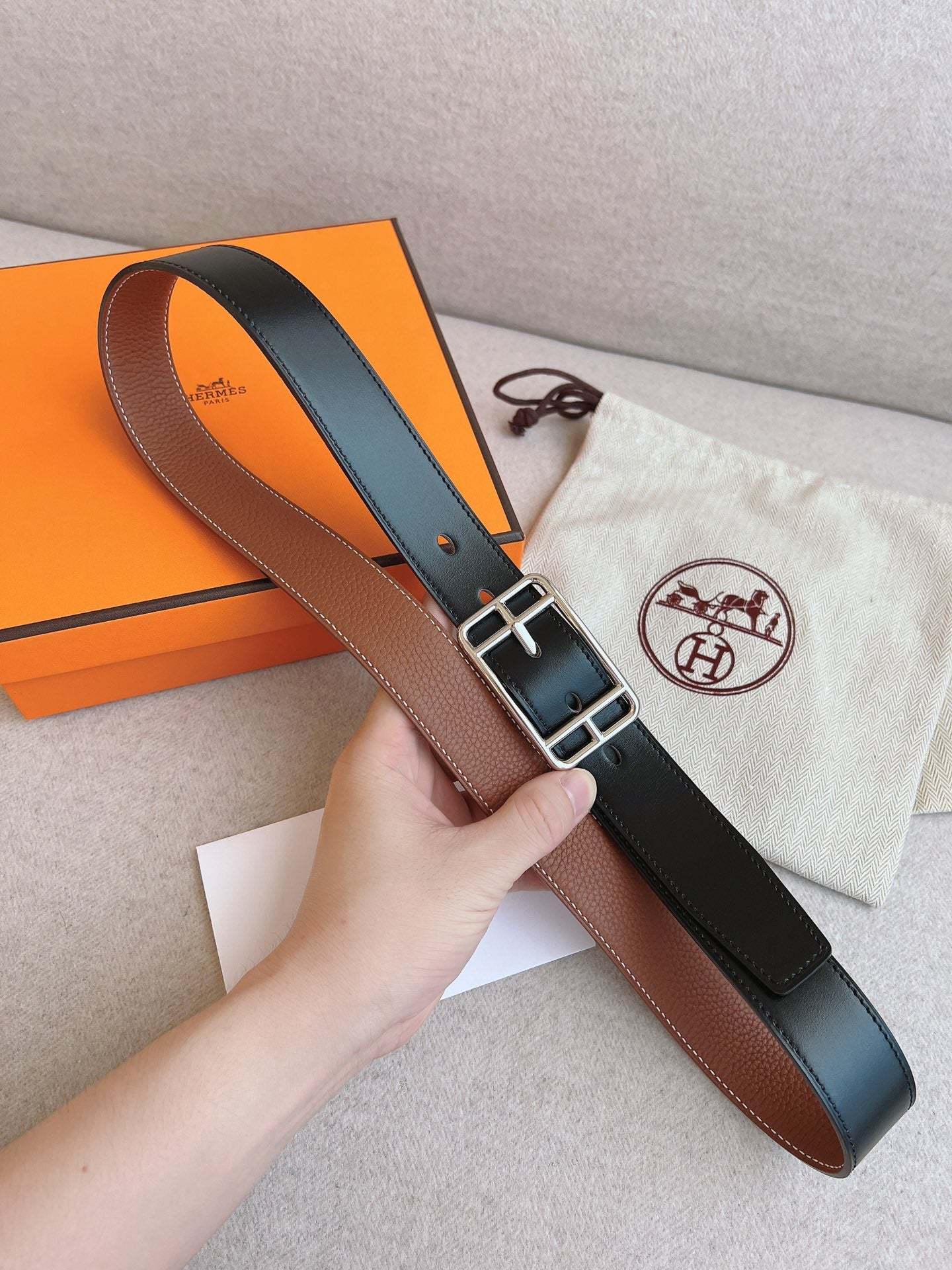 HM QUENTIN REVERSIBLE BELT BROWN RECTANGLE BUCKLE 32MM