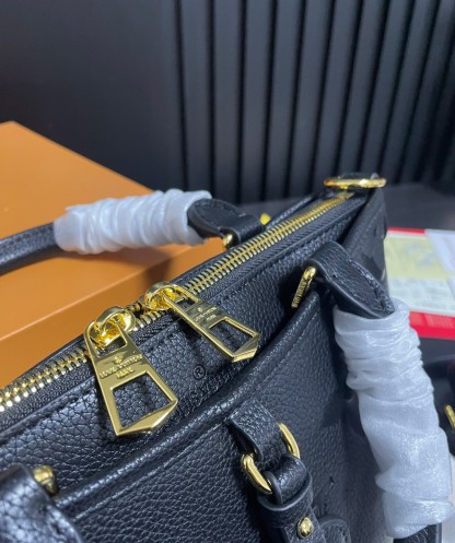 LV TRIANON PM MONOGRAM EMPREINTE BLACK 28CM M46488