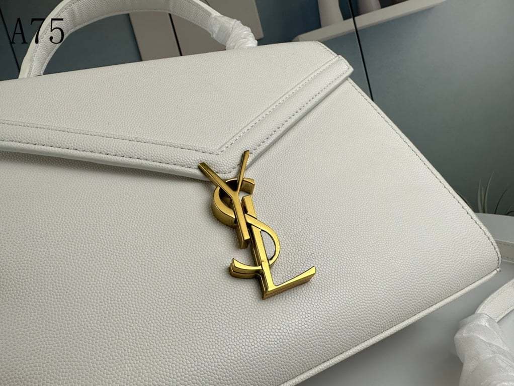 SAINT LAURENT CASSANDRA MEDIUM TOP HANDLE IN GRAIN DE POUDRE EMBOSSED WHITE LEATHER 24CM