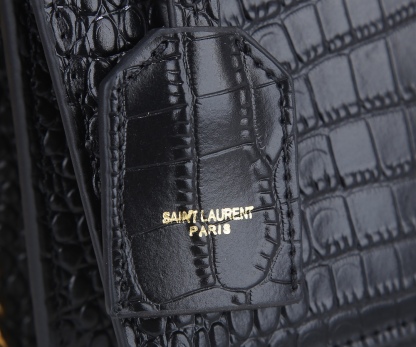 YSL SUNSET MEDIUM CHAIN GAB IN CROCODILE EMBOSSED SHINY BLACK GOLD 22CM 442906DND0J1000