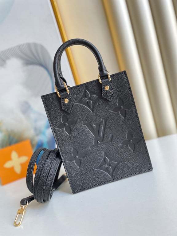 LUV PETIT SAC PLAT 17CM BLACK
