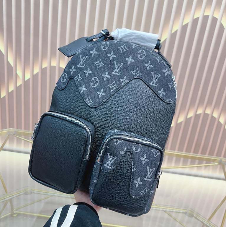 LUV BACKPACK MULTIPOCKET BLACK MONOGRAM DENIM AND TAURILLON LEATHER 42CM M45973