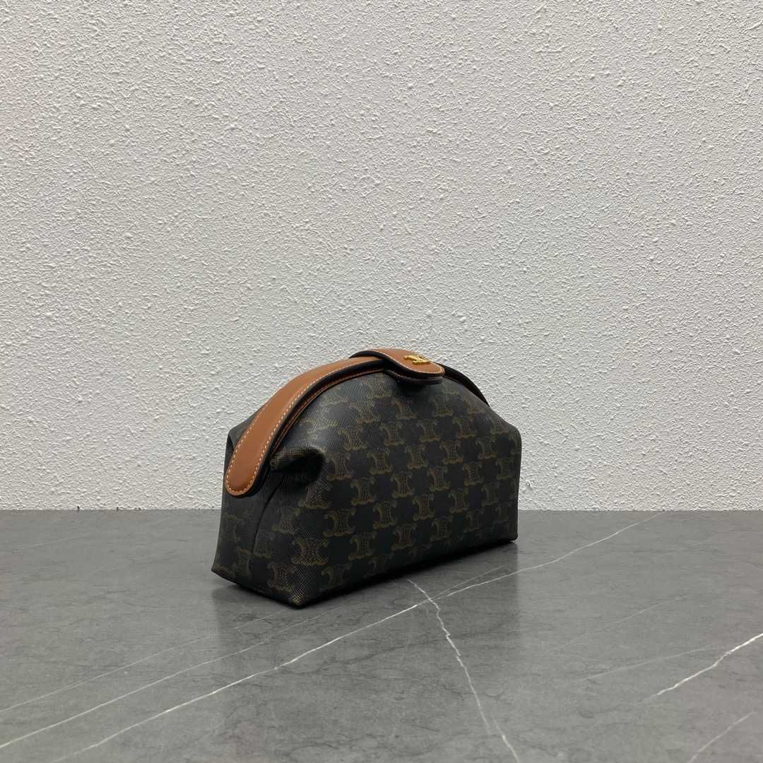CE POUCH IN TRIOMPHE CANVAS AND CALFSKIN TAN 10J772EGL04LU
