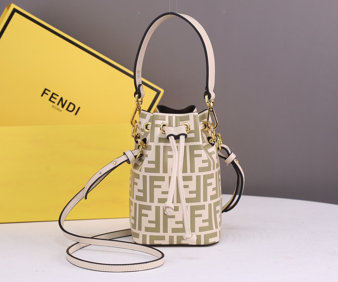 FD SMALL MON TRESOR BUCKET BAG IN CREAM FF 18CM 8BS010A659F13VK