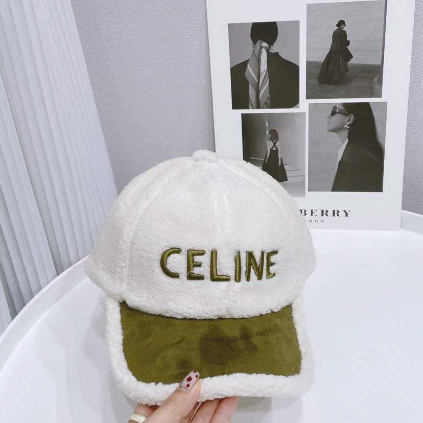 CL AUTUMN AND WINTER HAT GREEN AND WHITE