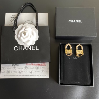 CC LOCK GOLD EARRINGS