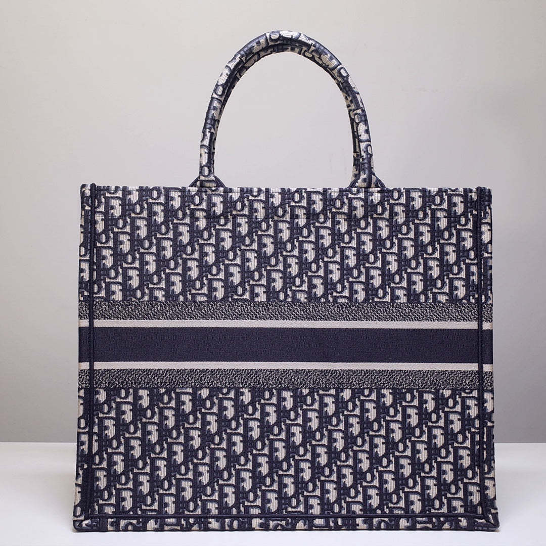 DO1286 Book Tote big size 36.5cm 41.5cm Oblique Embroidery blue