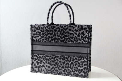 DO1286 Book Tote BIG size 41.5cm 36.5cm Embroidery LOGO red Handbag Mizza-2