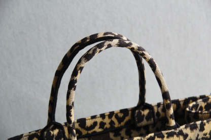 DO1286 Book Tote BIG size 41.5cm 36.5cm Embroidery LOGO red Handbag Mizza-3