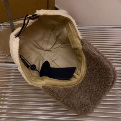 LV SHEEPSKIN BASEBALL CAP HAT BEIGE AND BROWN