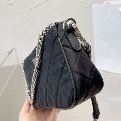 PR QUILTED TESSUTO NYLON CHAIN CONVERTIBLE SHOULDER BAG BLACK