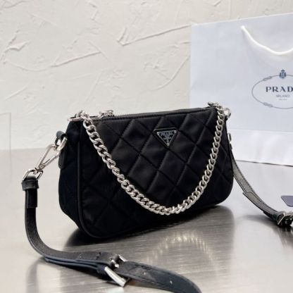PR QUILTED TESSUTO NYLON CHAIN CONVERTIBLE SHOULDER BAG BLACK