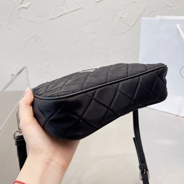PR QUILTED TESSUTO NYLON CHAIN CONVERTIBLE SHOULDER BAG BLACK