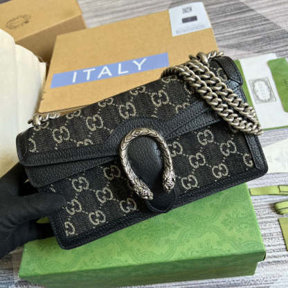 GG sling bag tiger black 499632