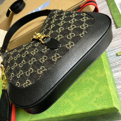 GC SHOULDER BAG BIG SIZE BLACK 678843