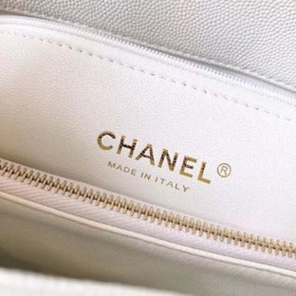 Chanel Coco Handle Quilted Lizard Handle Bag 24cm Caviar Leather Gold Hardware Spring/Summer Act 1 Collection, White