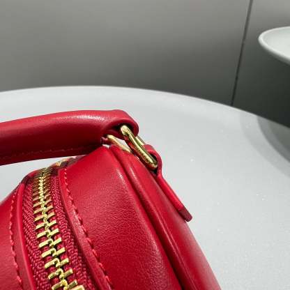CE Medium CE Heart Red For Women 6in/14.5cm 198223DUA.27ED