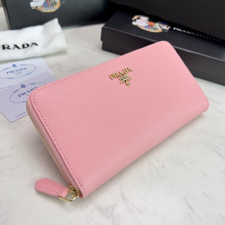 PR LARGE SAFFIANO LEATHER WALLET ALABASTER PINK 19CM 1ML506 QWA F0E18