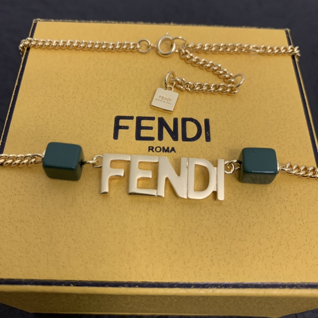 FD GOLD NECKLACE