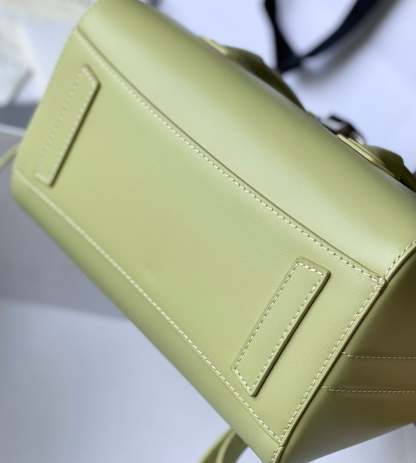 gv Mini Antigona Lock Bag Khaki For Women, Handbags, Shoulder Bags 8.7in/22cm GVC