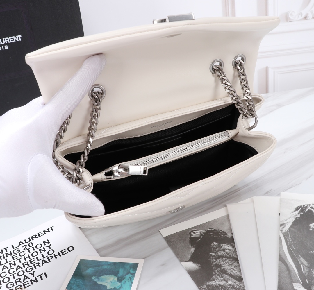 YSL LOULOU SMALL CHAIN BAG IN MATELASSÉ Y LEATHER WHITE SILVER 23CM 494699DV7269207