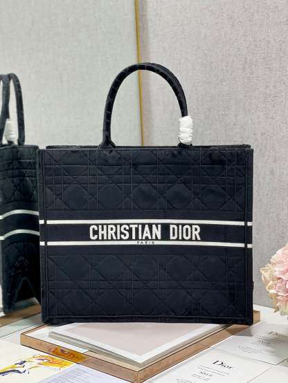 DI Large Book Tote Black, For Women, Women’s Handbags 16.5in/42cm CD