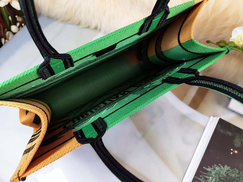 DIR MEDIUM BOOK TOTE BRIGHT GREEN AND BRIGHT YELLOW D-JUNGLE POP EMBROIDERY 36CM