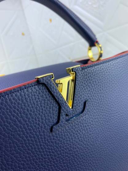 LUV CAPUCINES MM BLUE