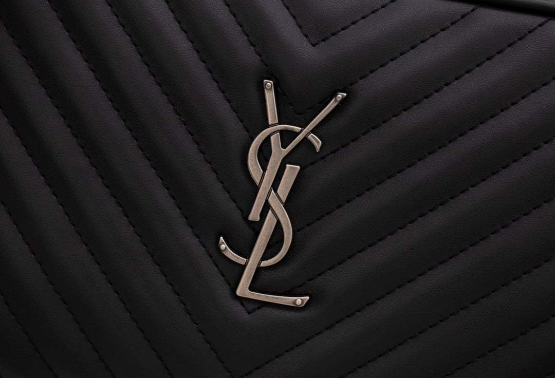 SAINT LAURENT LOU CAMERA BAG IN QUILTED BLACK SILVER LEATHER 23CM