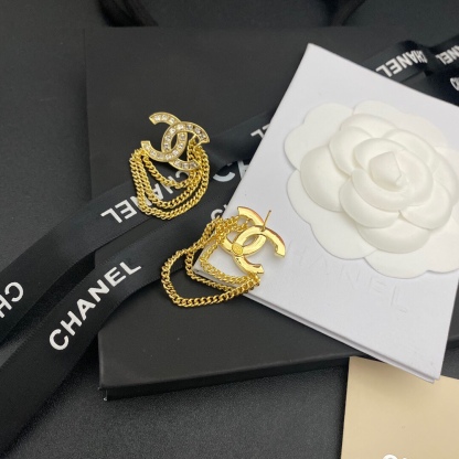 CC CC GOLD EARRINGS