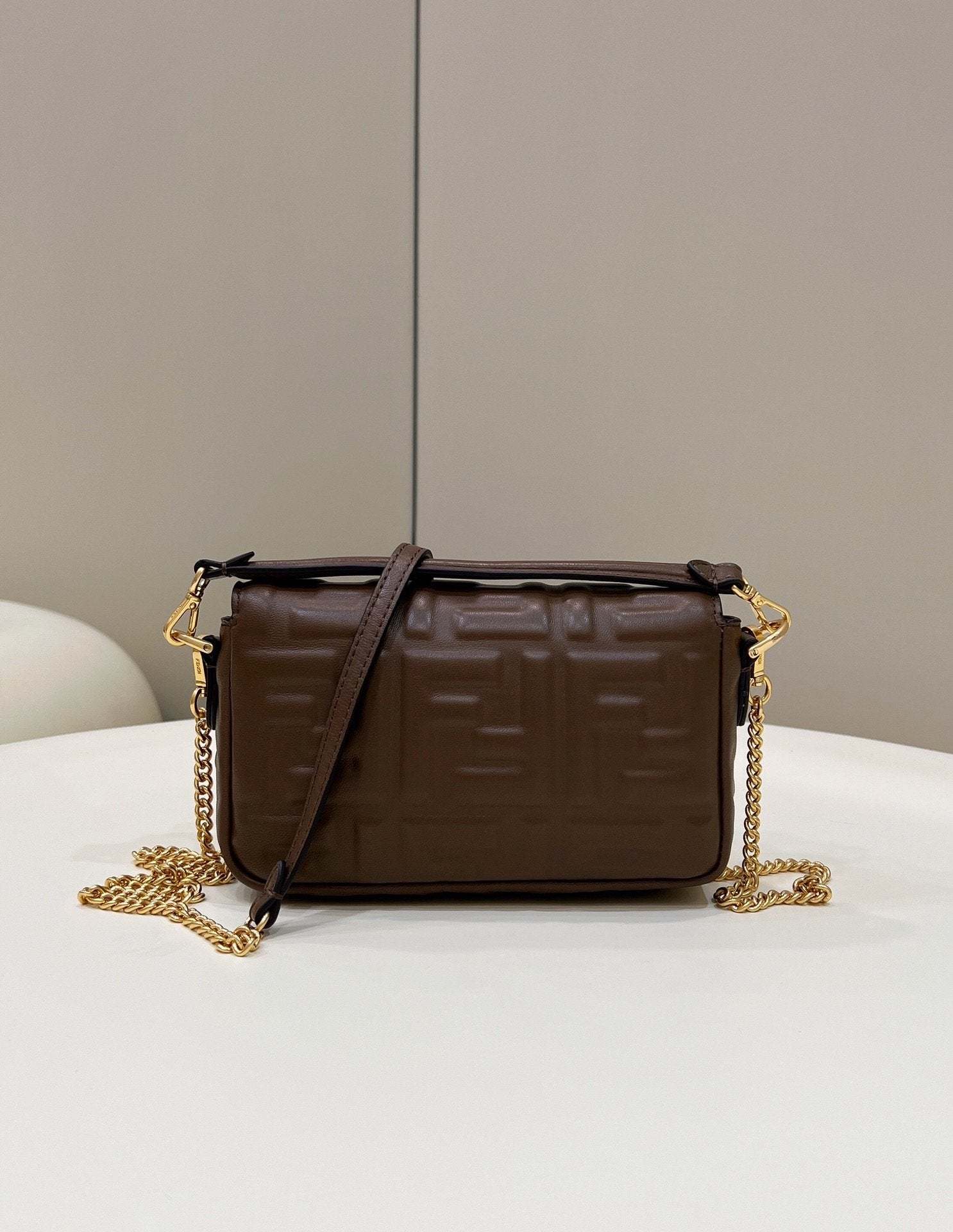 FI Baguette Brown For Women, Women’s Handbags, Shoulder And Crossbody Bags 7.5in/19cm FF 8BS017
