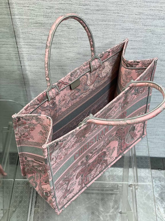 DIR MEDIUM BOOK TOTE PINK AND GRAY TOILE DE JOUY SAUVAGE EMBROIDERY 36CM